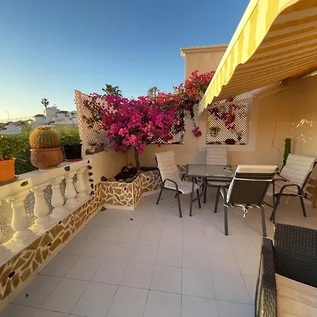 Appartamento 108 Parque Cristina, Ocean View, Heated Pool, Free Wi Fi